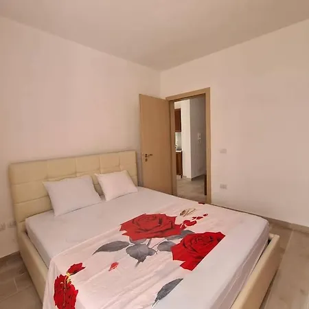 Frendly Apartment Golem (Tirana)